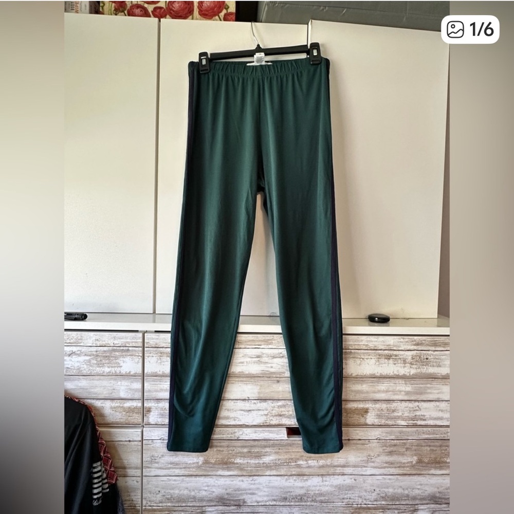 💚 Eye Candy Green Side Stripe Leggings Size 1X Stretch Athletic Pants